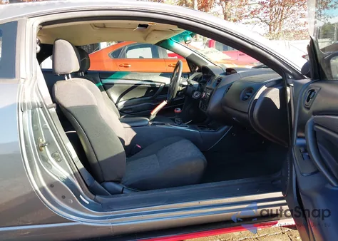 2003 Mitsubishi Eclipse Gs from USA, damaged, VIN 4A3AC44G03E196648